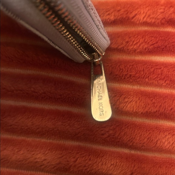 Michael Michael Kors Jet Set Continental Full Zip Monogram Wallet in Vanilla - Picture 9 of 12